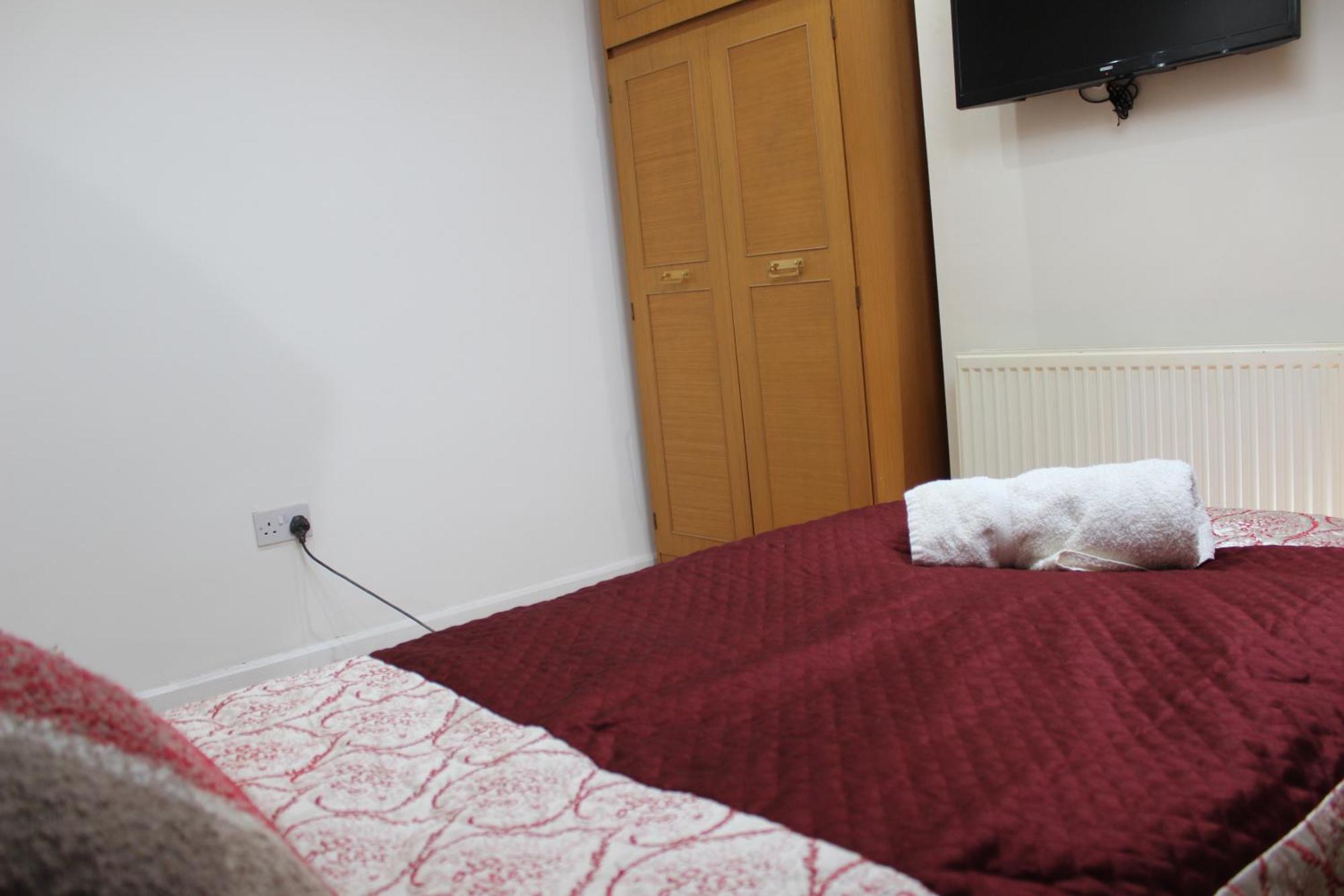 Mother-In-Law Guest House Hotel Leeds Leeds (West Yorkshire) Exterior foto